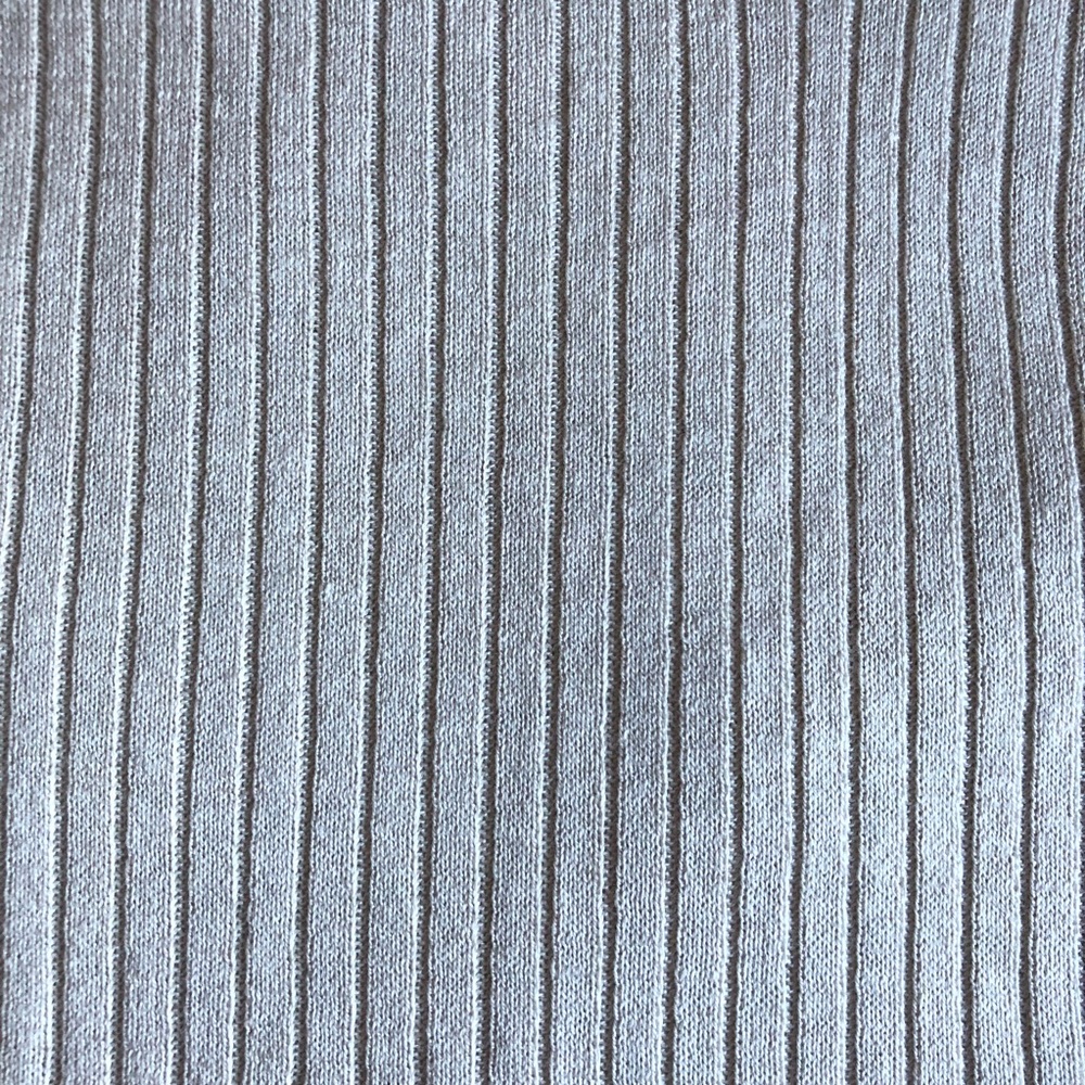 SOLD! AE Oatmeal Beige Ribbed Cropped Turtleneck - Picture 7 of 7